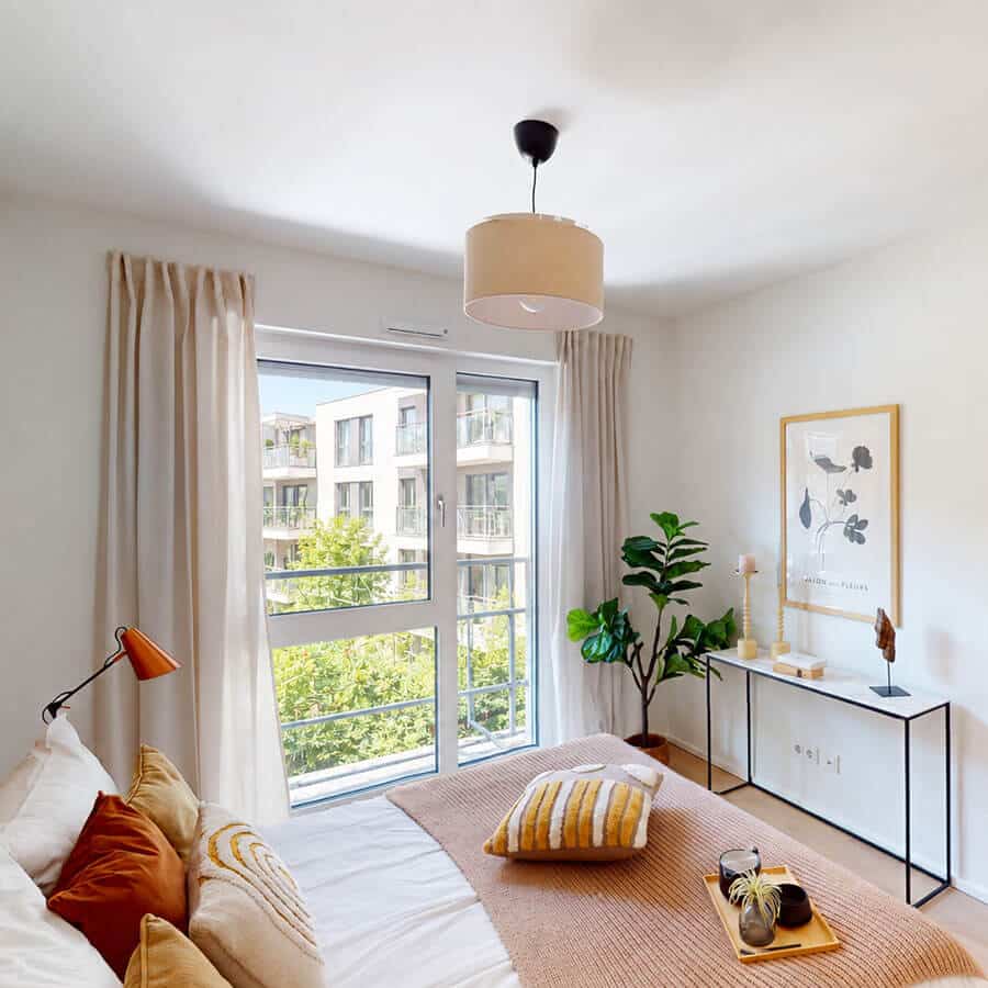 Schlafzimmer (2)